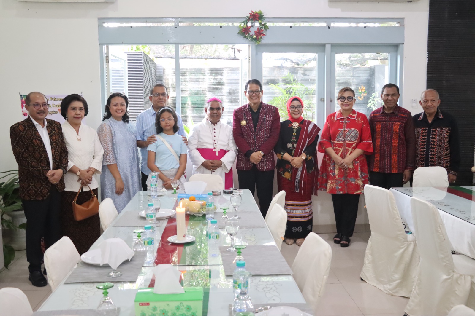 Pj. Gubernur NTT Gelar Open House dan Silahturahmi Dalam Perayaan Natal 2024